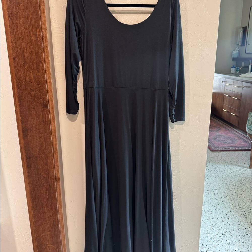 Black A-Line Dolman Sleeve Scoop Neck Dress